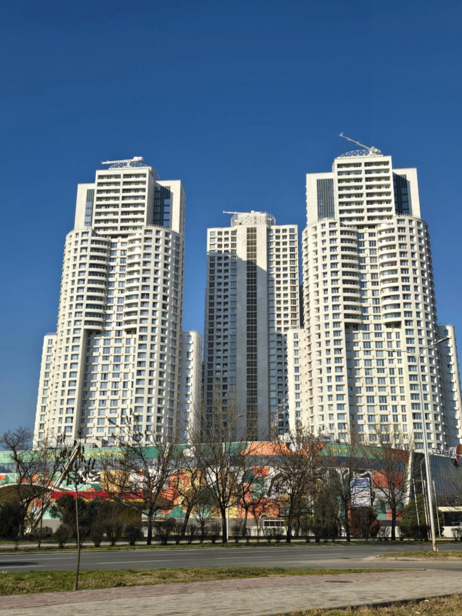 Cevahir Sky City Apartment With Spa, Pool & Fitness Included Üsküp Dış mekan fotoğraf